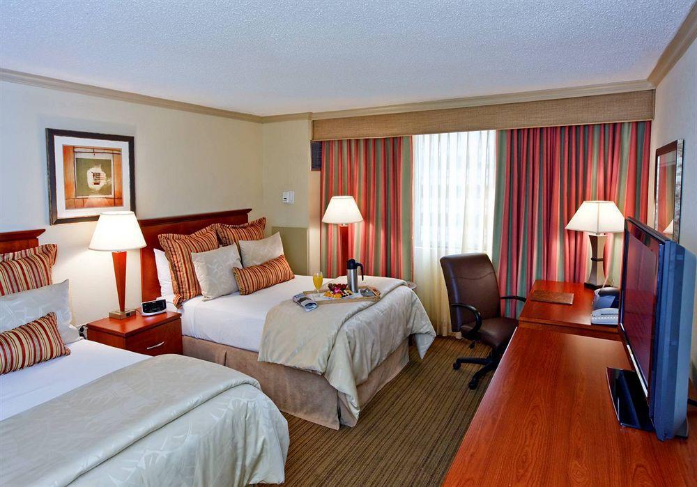 Holiday Inn Tampa Westshore - Airport Area By Ihg Szoba fotó